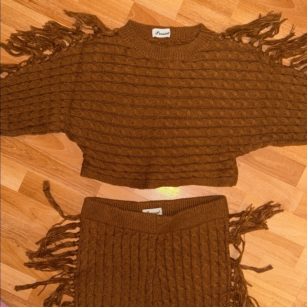 Brown Knit Fringe Set